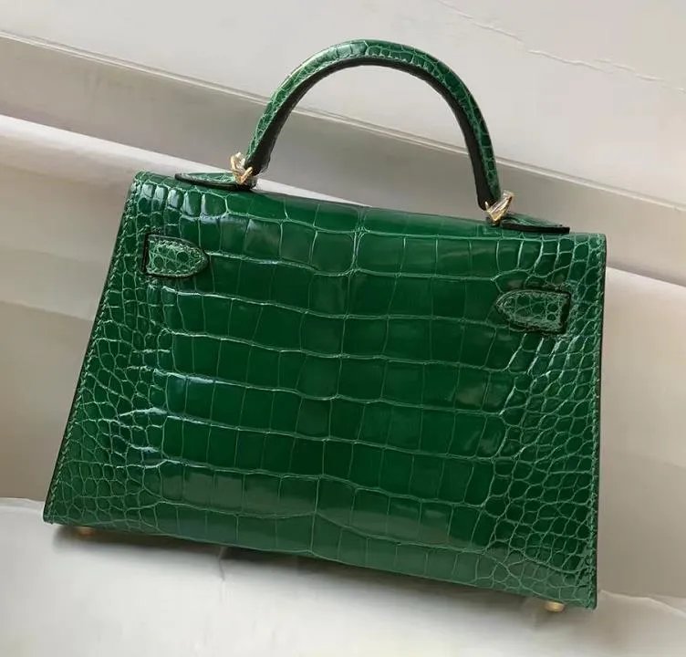 Mini Kelly 19