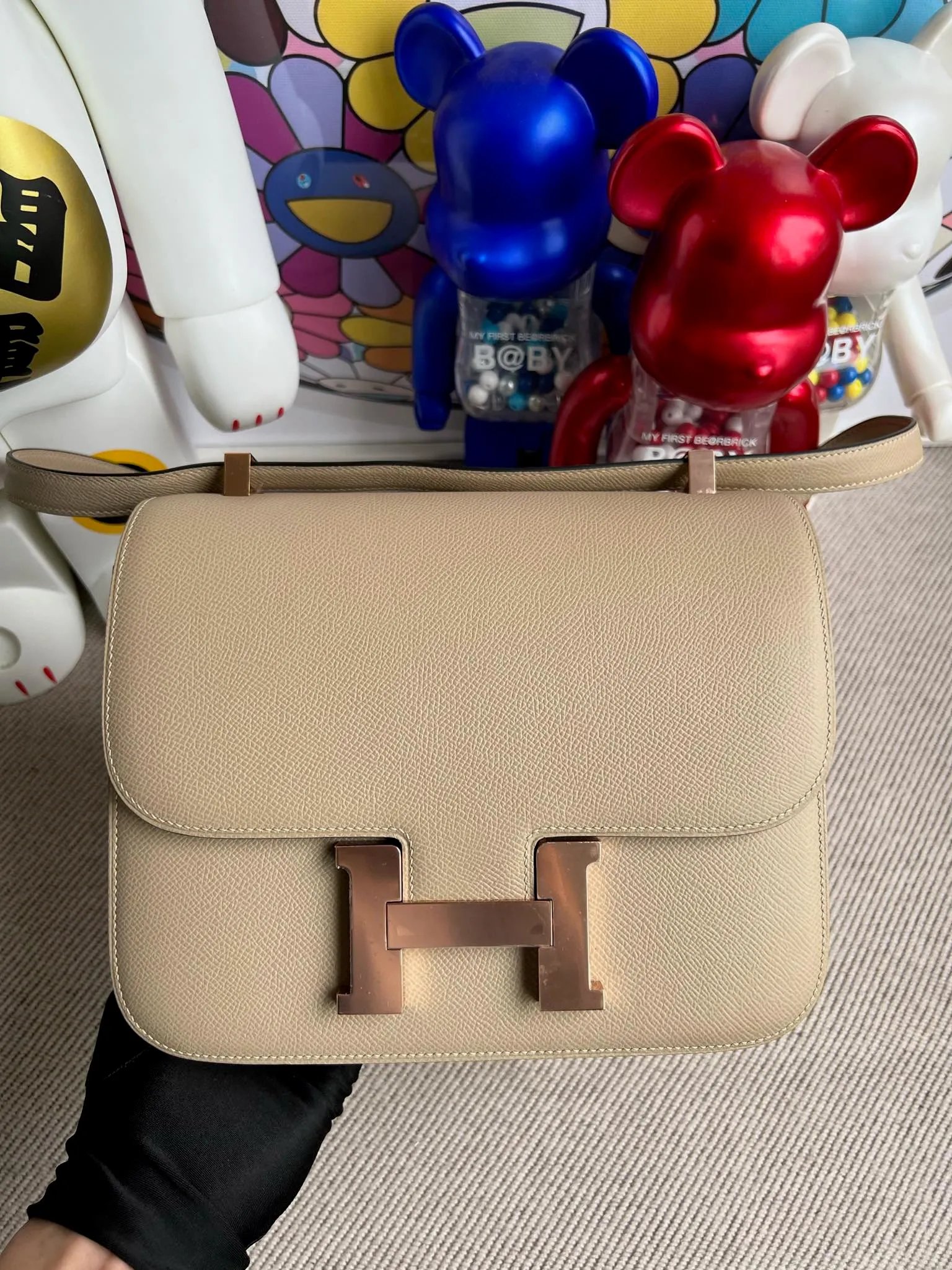 Constance 24