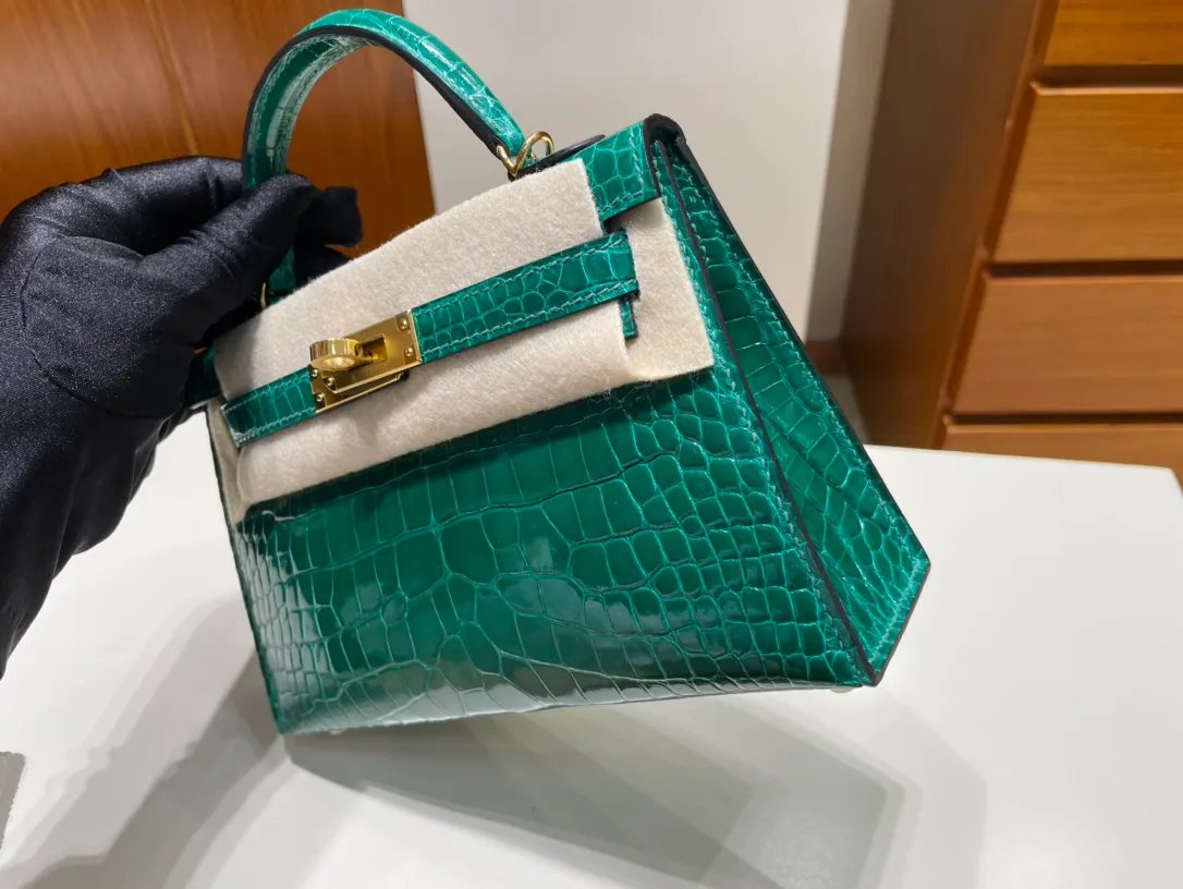 Mini Kelly 19