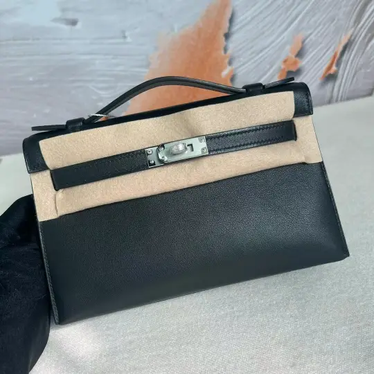 Kelly Pochette 22