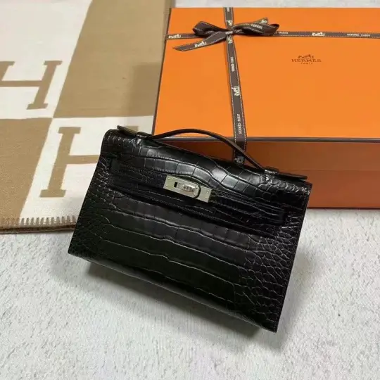 Kelly Pochette 22