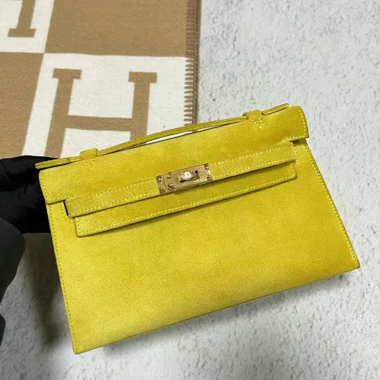 Kelly Pochette 22