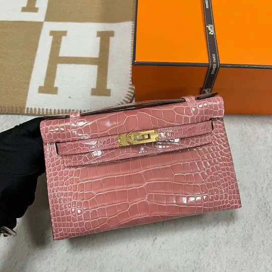 Kelly Pochette 22