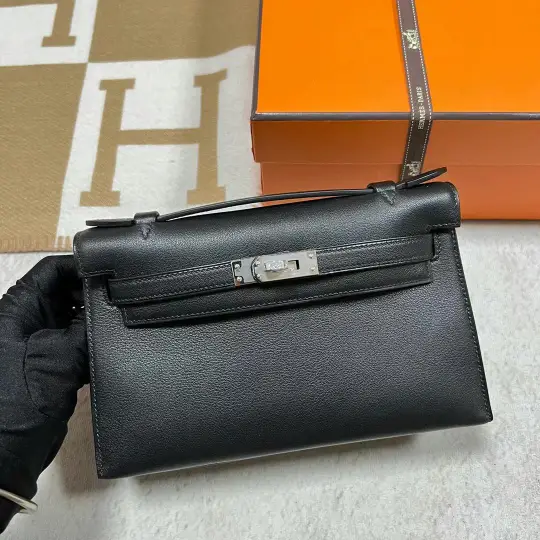 Kelly Pochette 22
