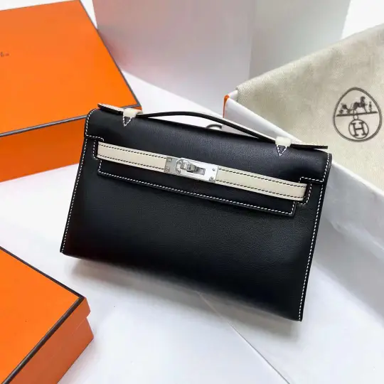 Kelly Pochette 22