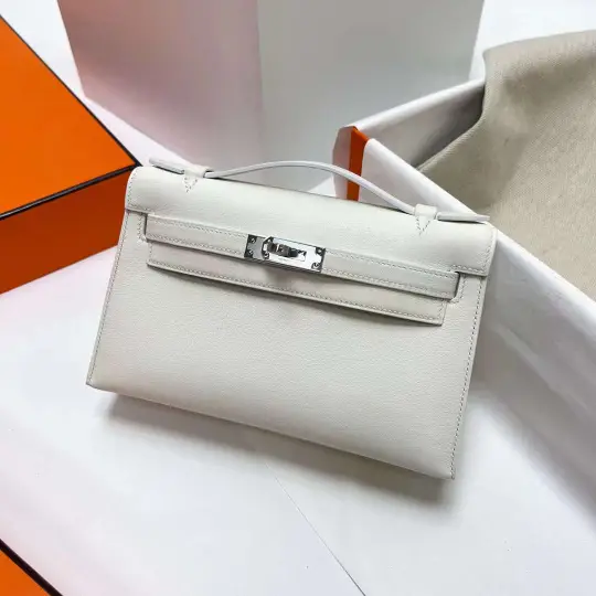 Kelly Pochette 22