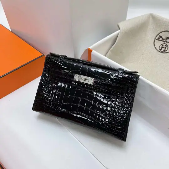 Kelly Pochette 22