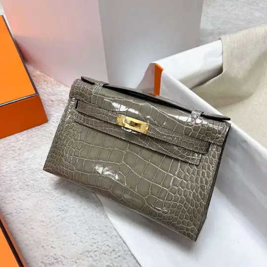 Kelly Pochette 22