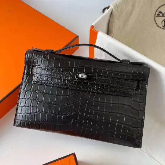 Kelly Pochette 22