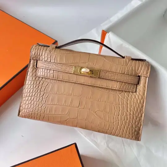 Kelly Pochette 22