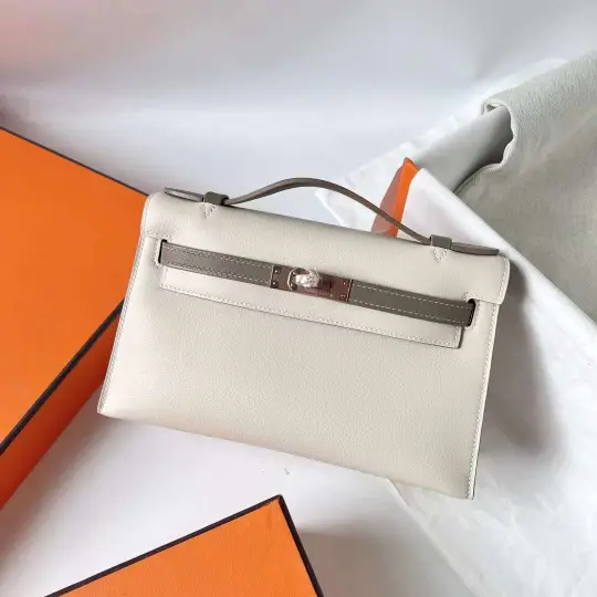 Kelly Pochette 22