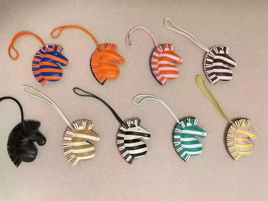 New small pendant 02
