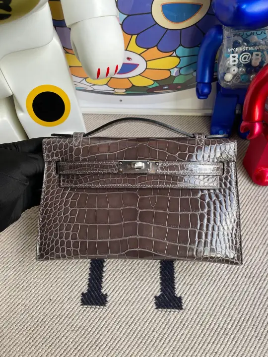 Kelly Pochette 22