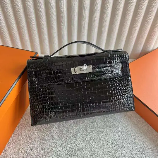 Kelly Pochette 22
