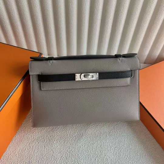 Kelly Pochette 22