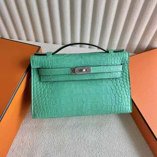Kelly Pochette 22