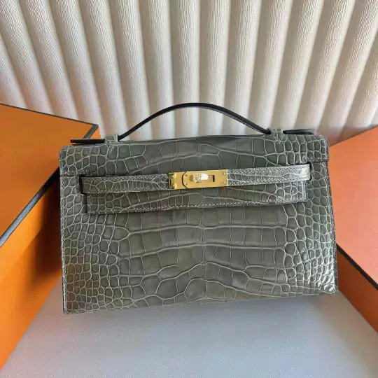 Kelly Pochette 22