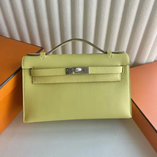 Kelly Pochette 22