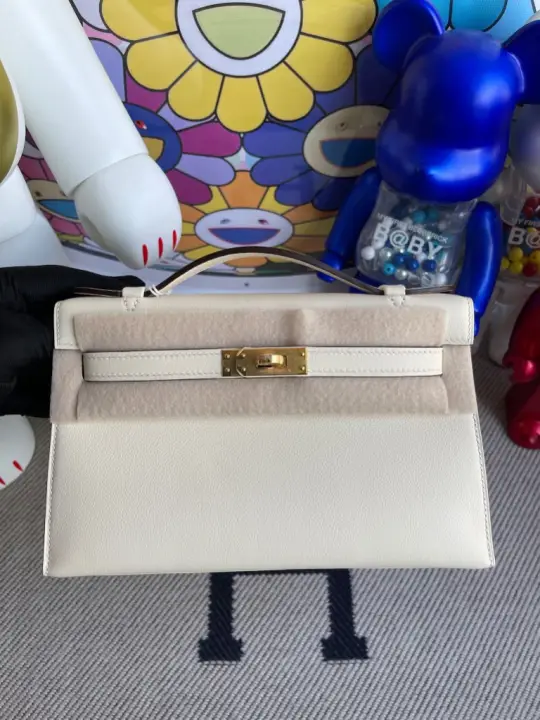 Kelly Pochette 22