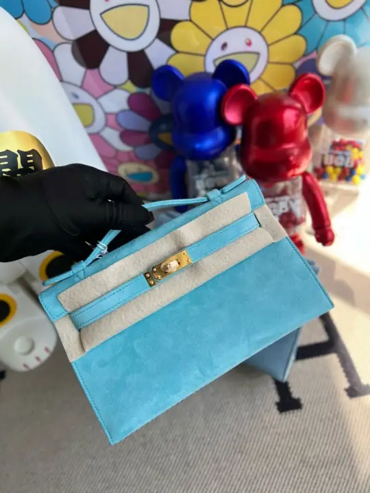 Kelly Pochette