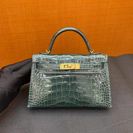 Mini Kelly 19