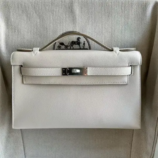 Kelly Pochette 22