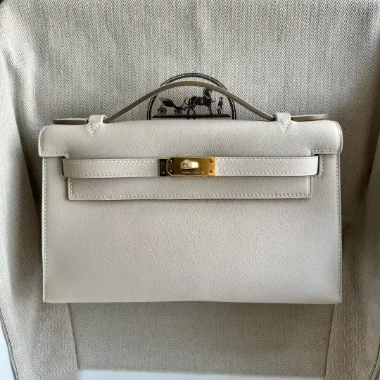 Kelly Pochette 22