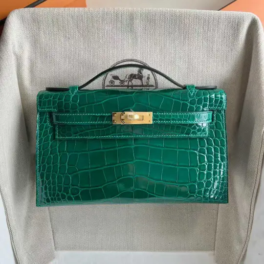 Kelly Pochette 22