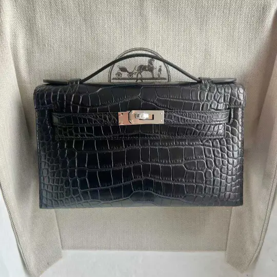 Kelly Pochette 22