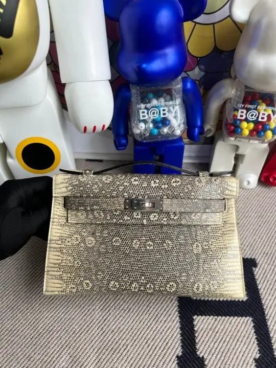 Kelly Pochette