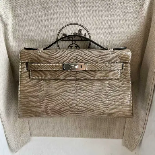 Kelly Pochette 22