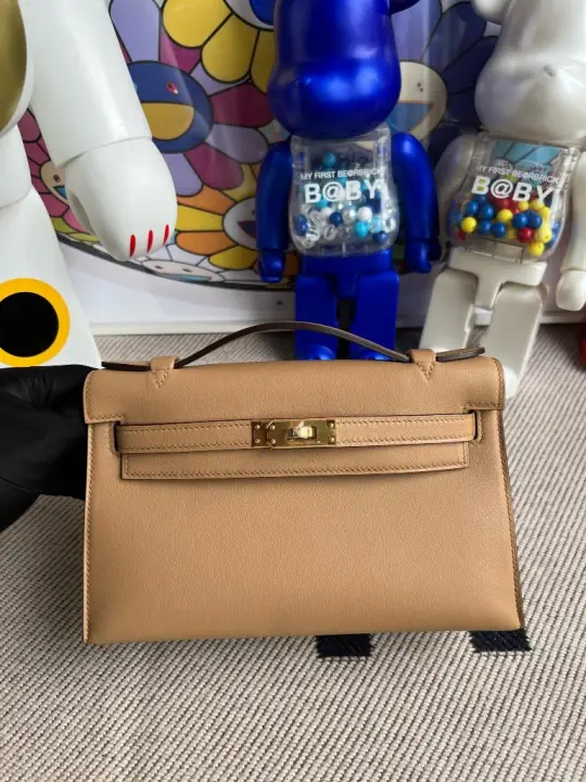 Kelly Pochette 22